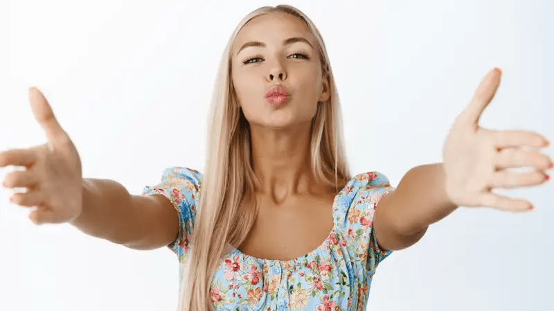 Mengenal Pick Me Girl, Istilah yang Populer di Media&nbsp;Sosial